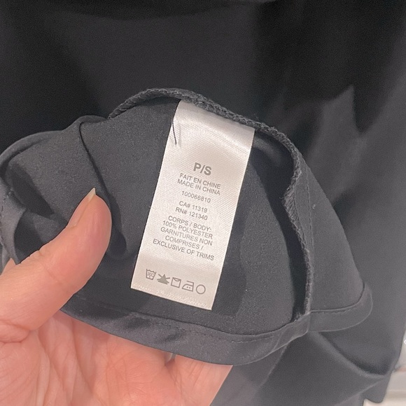 Strappy & backless LBD - Picture 3 of 4